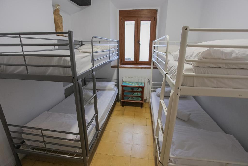 Bbtk Hostel Malaga Bagian luar foto